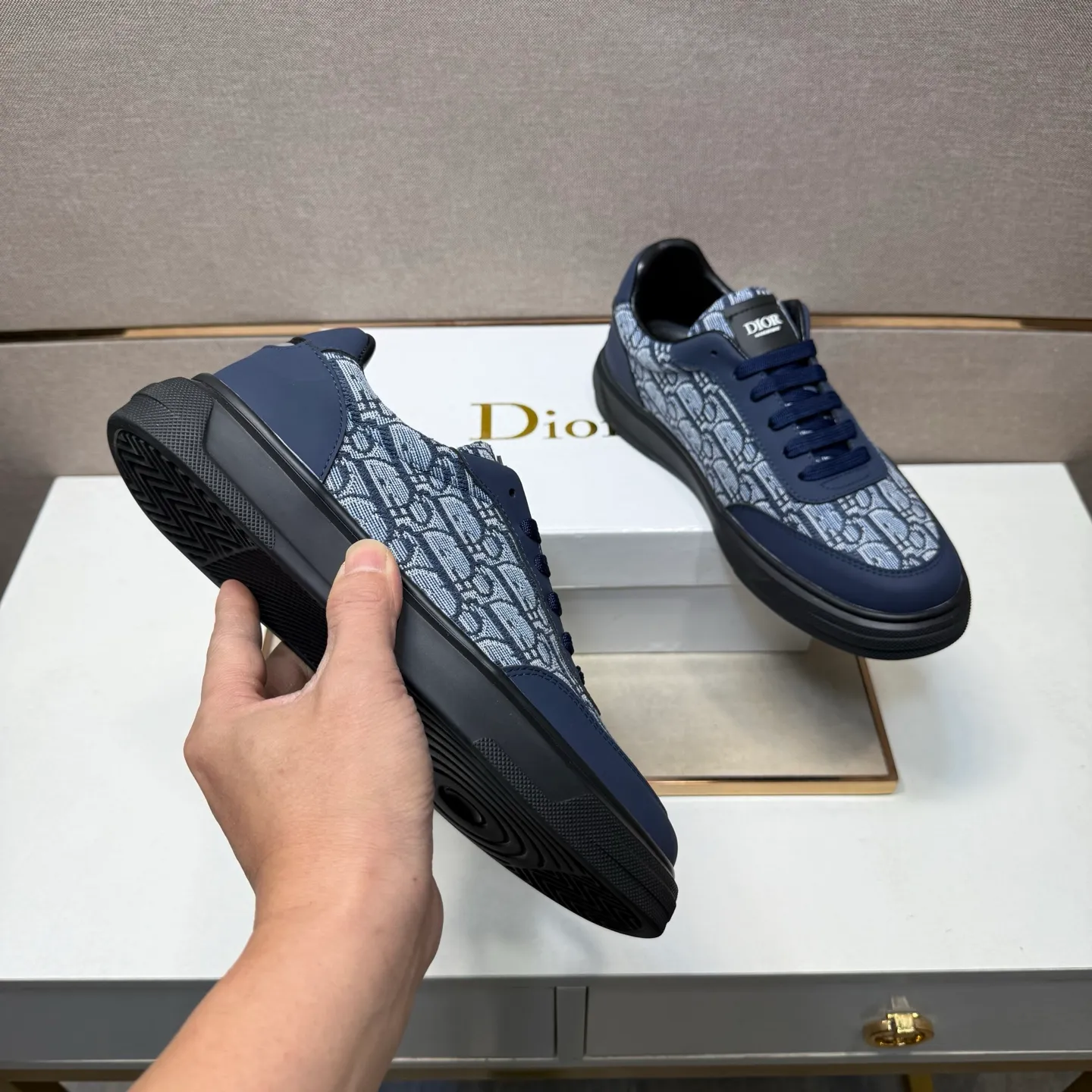 ⬛️Men's shoes 💰p400 [Dior~] Men's casual shoes 2025z cabinet sales simultaneously 🔶Size: 38-44#️⃣ 🔷3 colors🔜The upper is made of multi-material splicing ➕Genuine leather lining, comfortable and breathable, sole: original comfortable and wear-resistant outsole, ⚠️real thing📱photographed🎬real thing is better📢📢📢